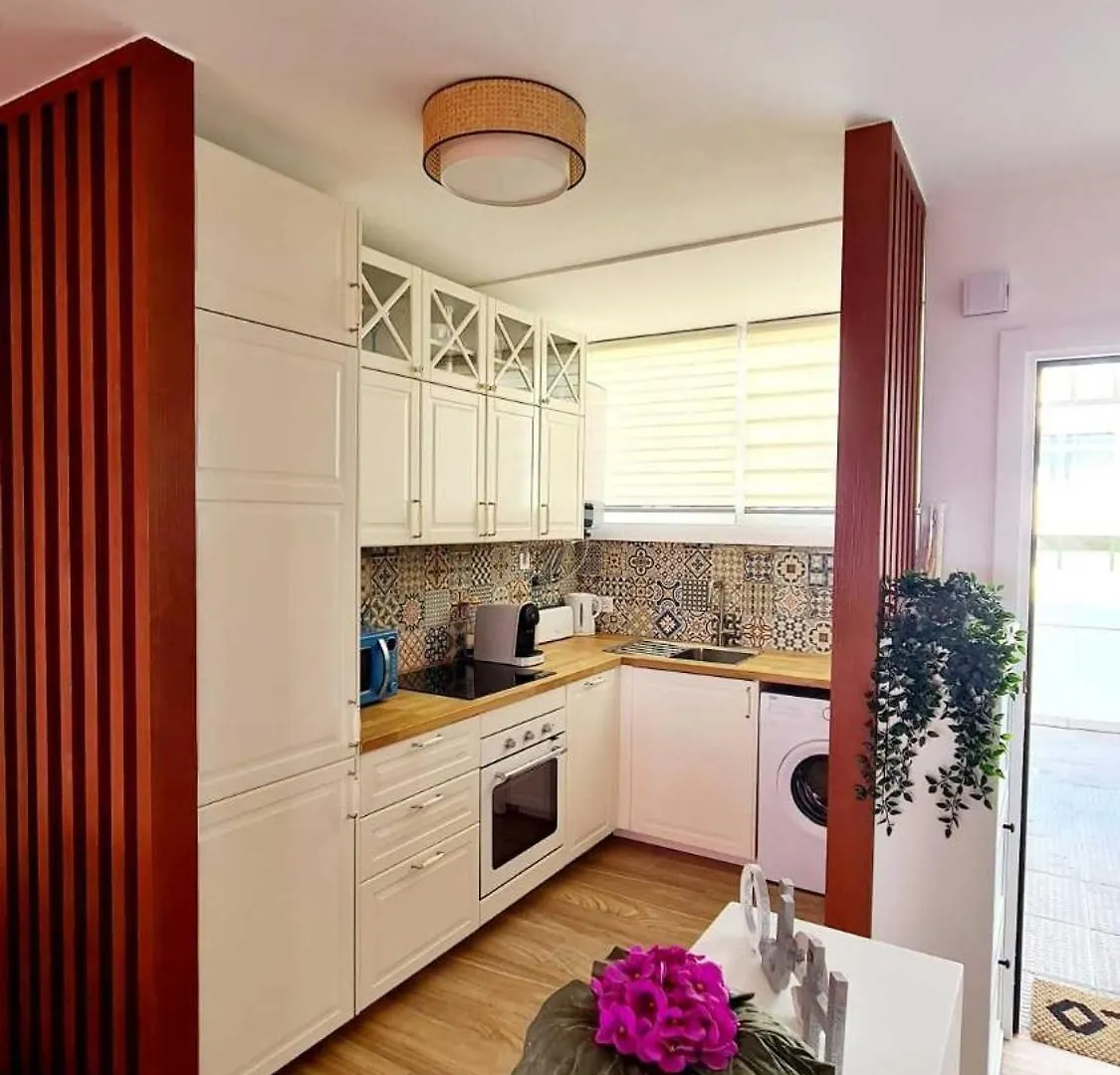 215 Azahara By Tenerife Rental & Sales Playa de las Americas  0*, Playa de las Americas (Tenerife) Spagna